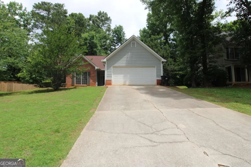 3374 Mosswood Lane Rex, GA 30273