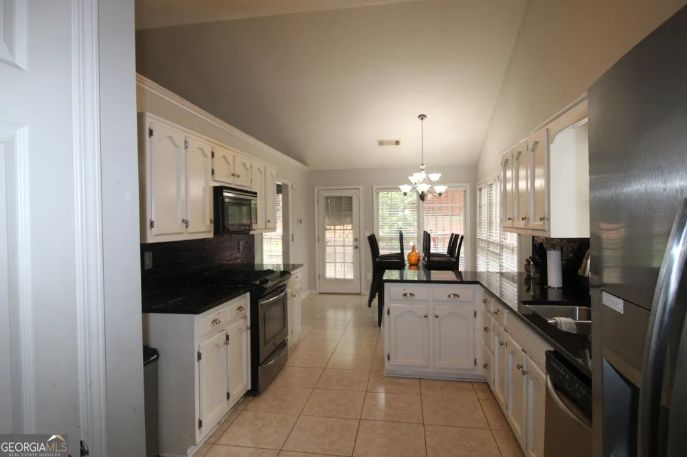 3374 Mosswood Lane Rex, GA 30273