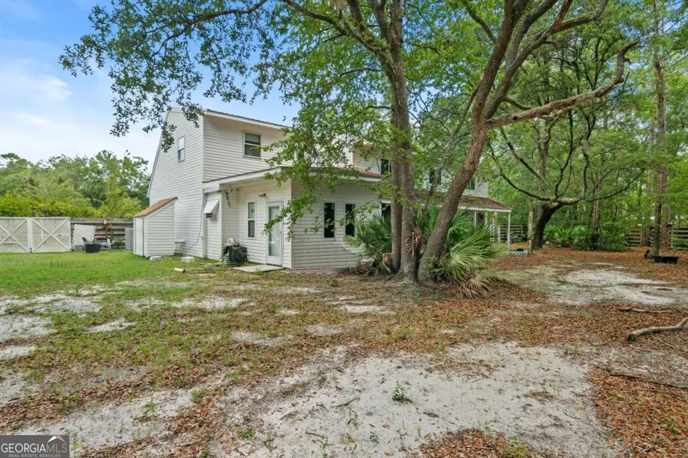 157 Ole Oak RD Allenhurst, GA 31301