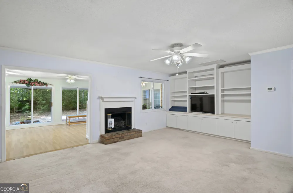 157 Ole Oak RD Allenhurst, GA 31301