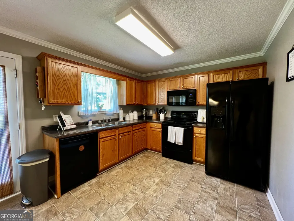 230 Autumn Ridge CT Gray, GA 31032