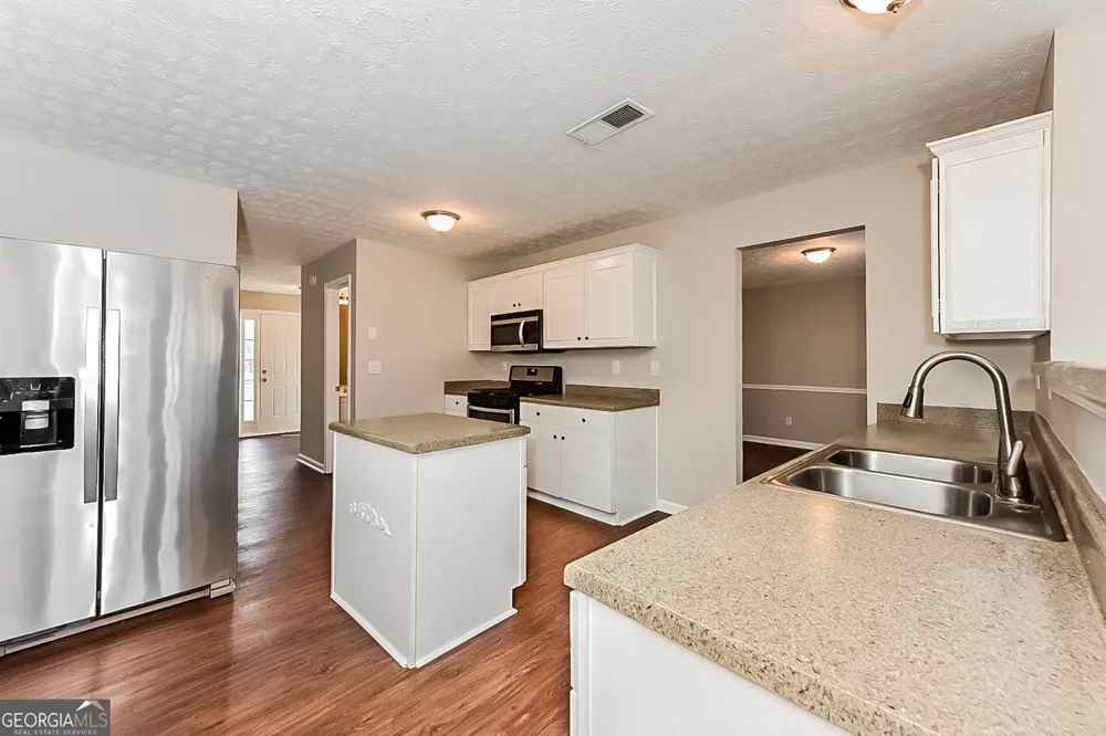 3998 Peachtree Farms RD Rex, GA 30273