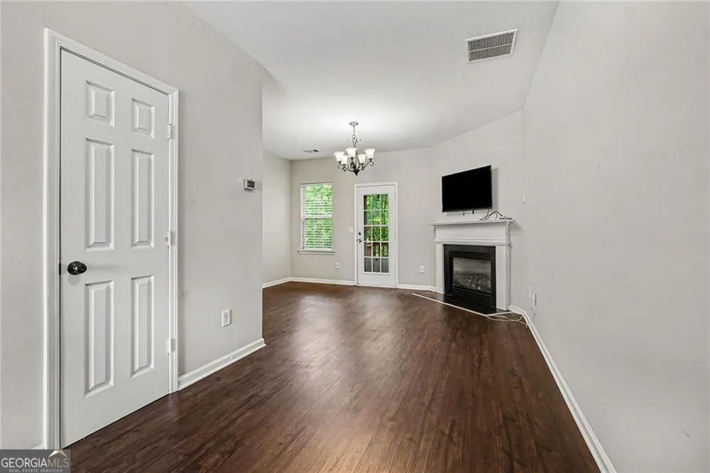 3158 Mill Springs CIR Buford, GA 30519