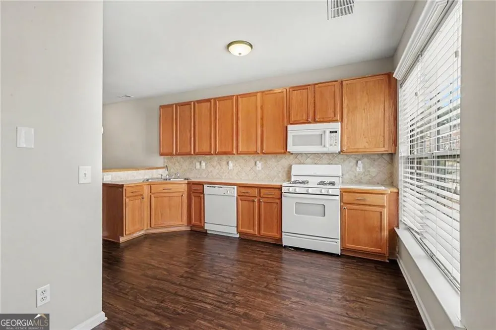 3158 Mill Springs CIR Buford, GA 30519