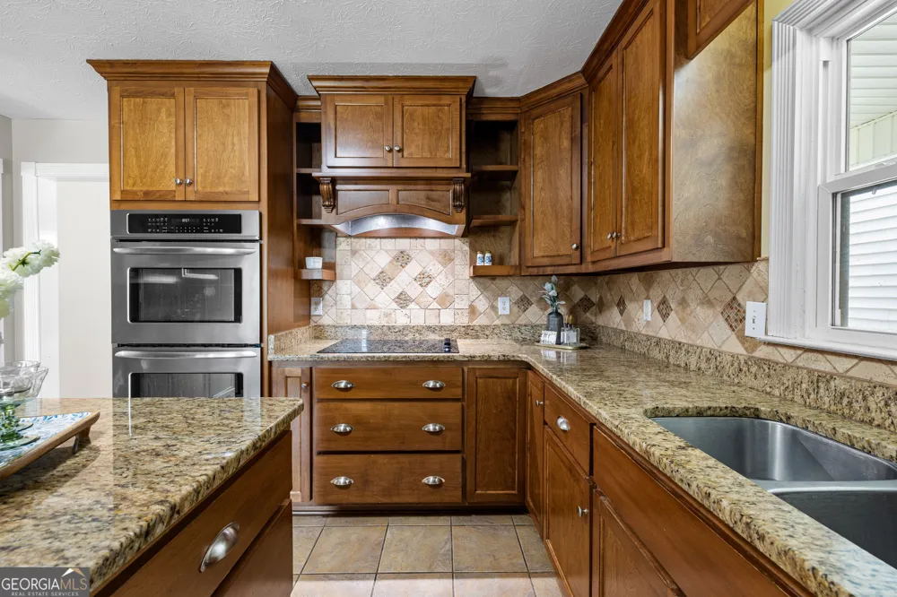 140 Massengale RD Brooks, GA 30205