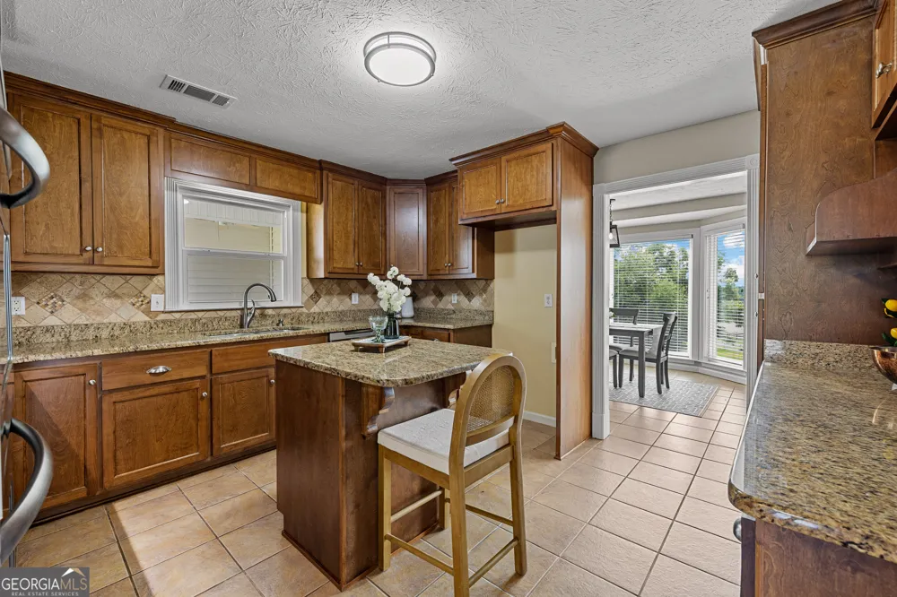 140 Massengale RD Brooks, GA 30205