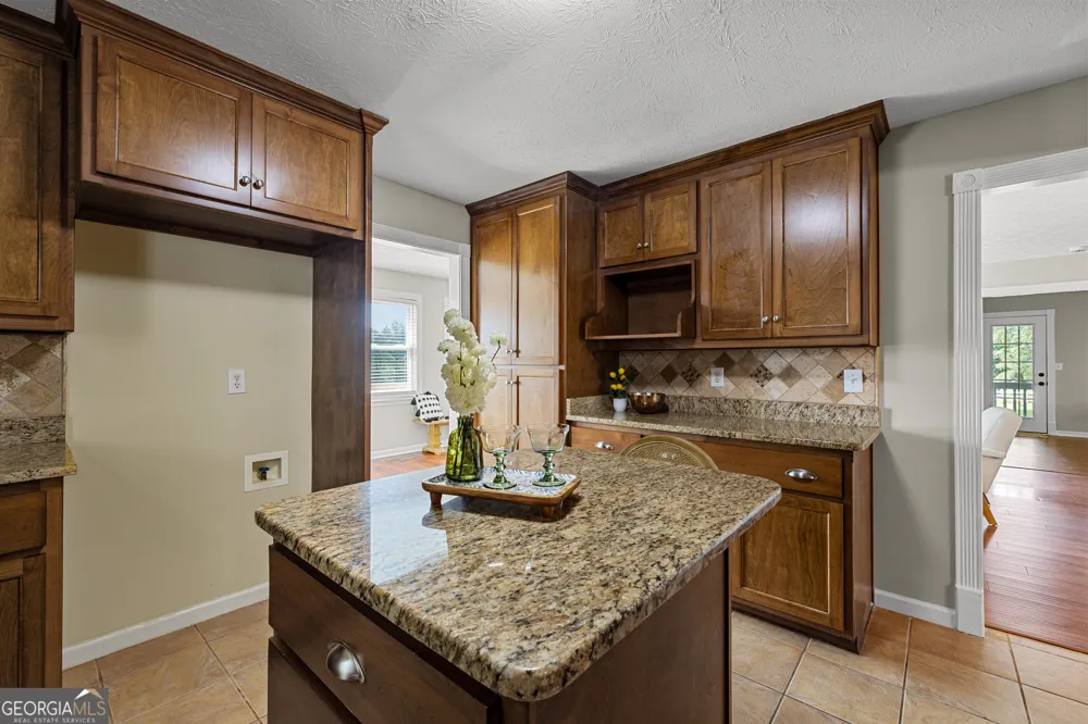 140 Massengale RD Brooks, GA 30205
