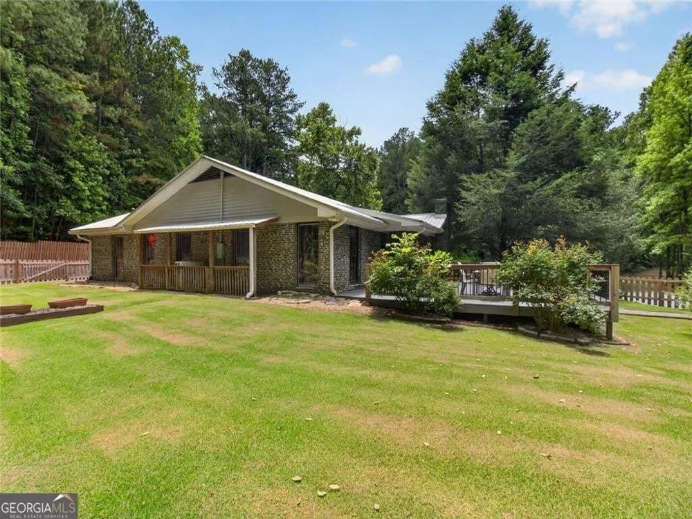 105 Whitestone Road North Talking Rock, GA 30175