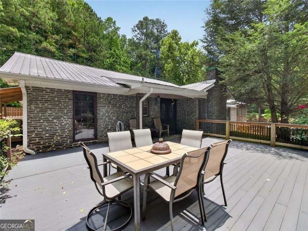 105 Whitestone Road North Talking Rock, GA 30175
