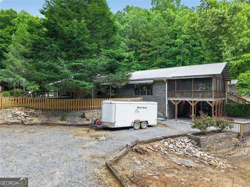 105 Whitestone Road North Talking Rock, GA 30175