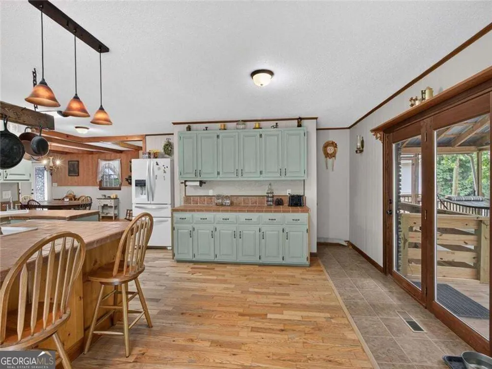 105 Whitestone Road North Talking Rock, GA 30175