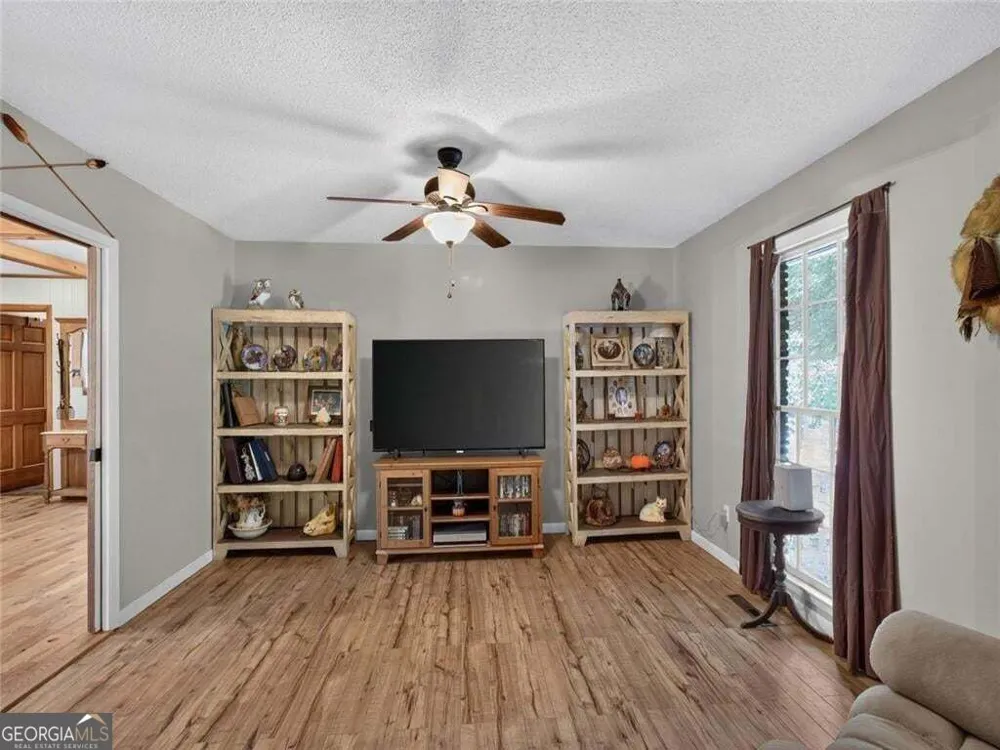 105 Whitestone Road North Talking Rock, GA 30175