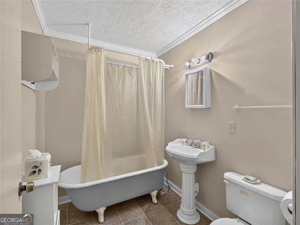 105 Whitestone Road North Talking Rock, GA 30175