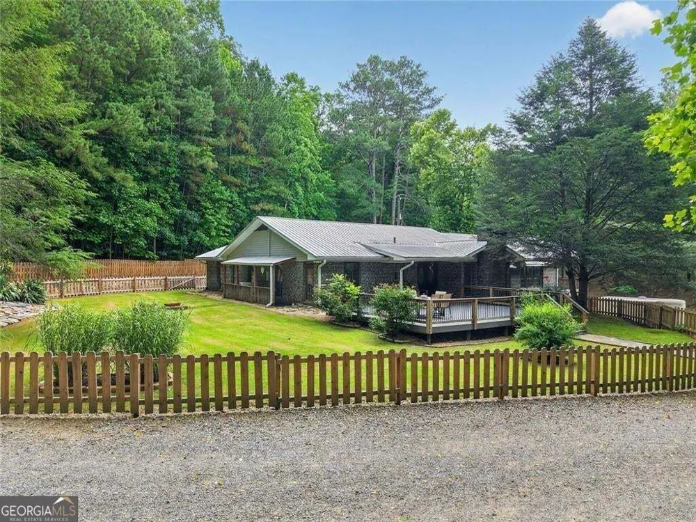 105 Whitestone Road North Talking Rock, GA 30175