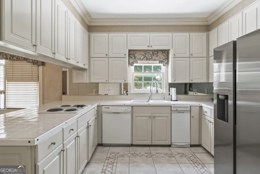 448 Lufbery CIR Williamson, GA 30292