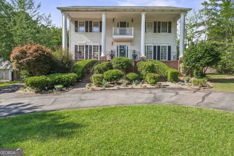 448 Lufbery CIR