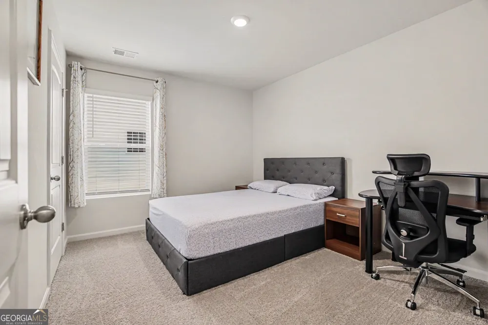 8236 Castleton DR Fairburn, GA 30213