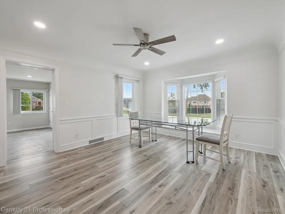 21120 Halsted Road Northville City, MI 48167
