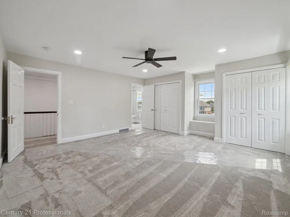 21120 Halsted Road Northville City, MI 48167