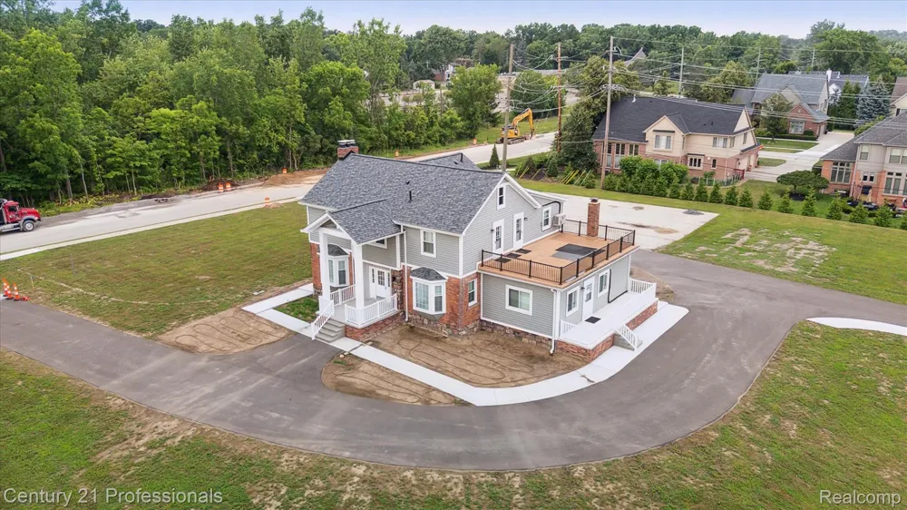 21120 Halsted Road Northville City, MI 48167