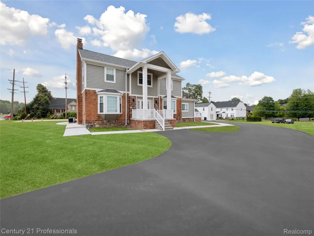 21120 Halsted Road Northville City, MI 48167