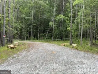 2180 Dunn RD Molena, GA 30258