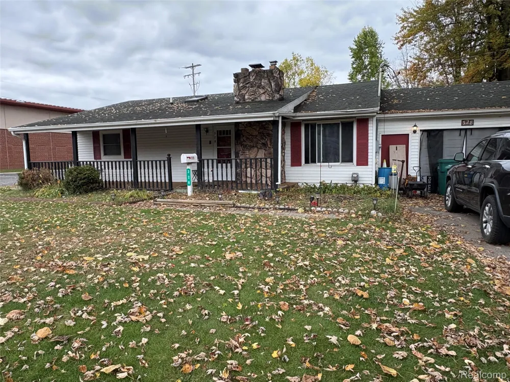 328 W Mt Morris Street Mt Morris City, MI 48458