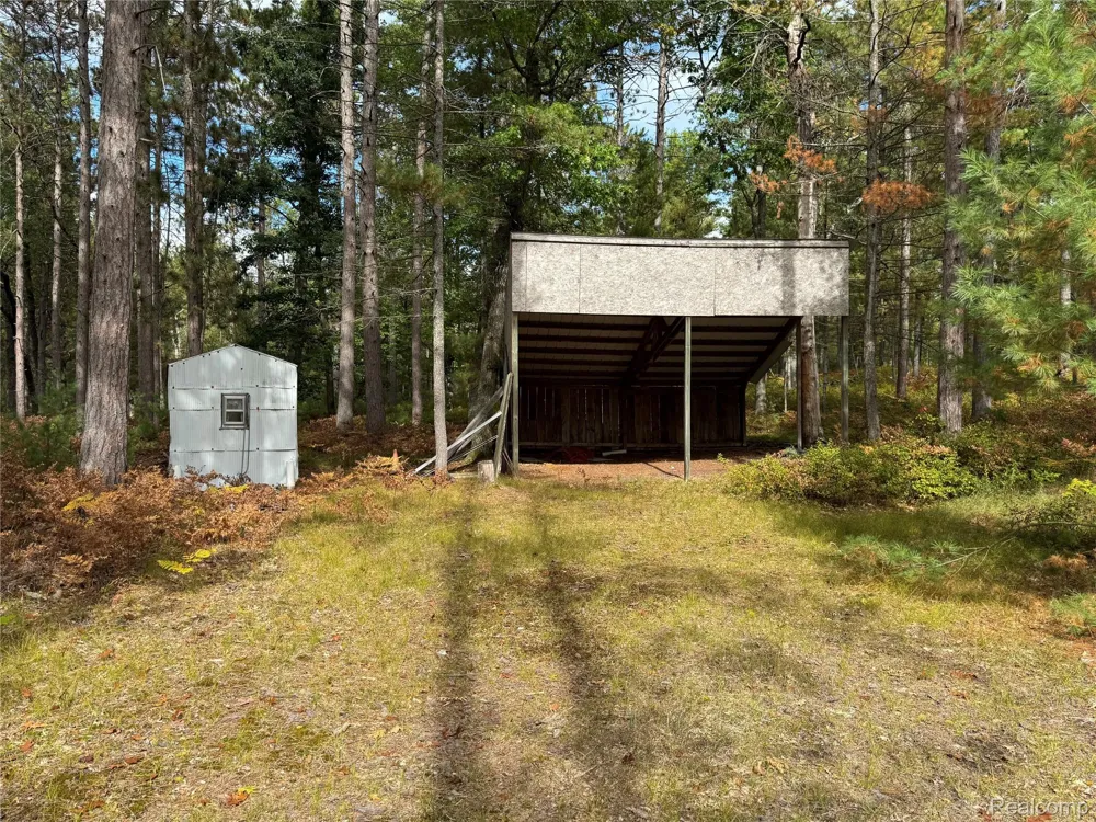 9246 Outing Place Grayling City, MI 49738