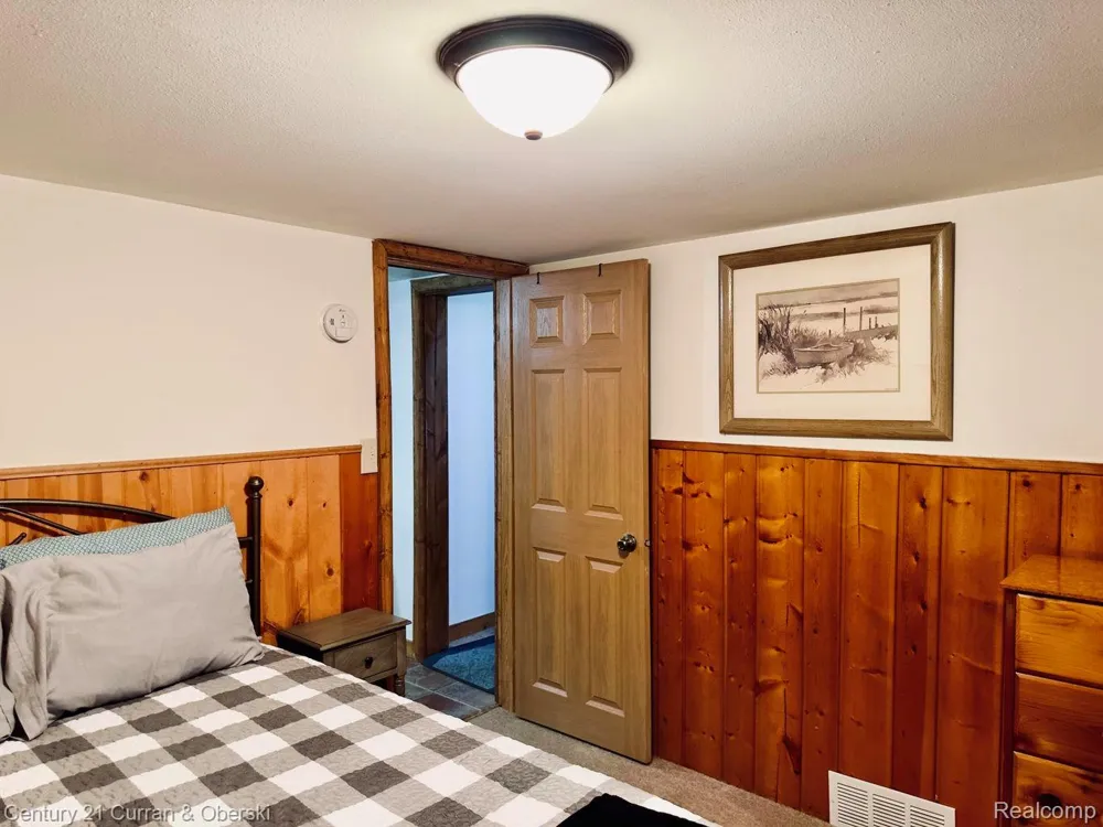 111 Petoskey Drive Roscommon Village, MI 48653