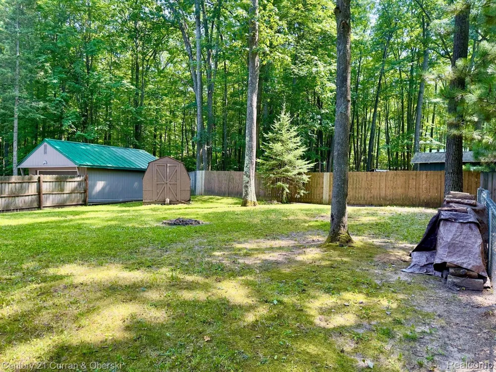 111 Petoskey Drive Roscommon Village, MI 48653