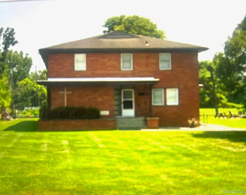 21599 E PARKE LANE Grosse Ile Township, MI 48138