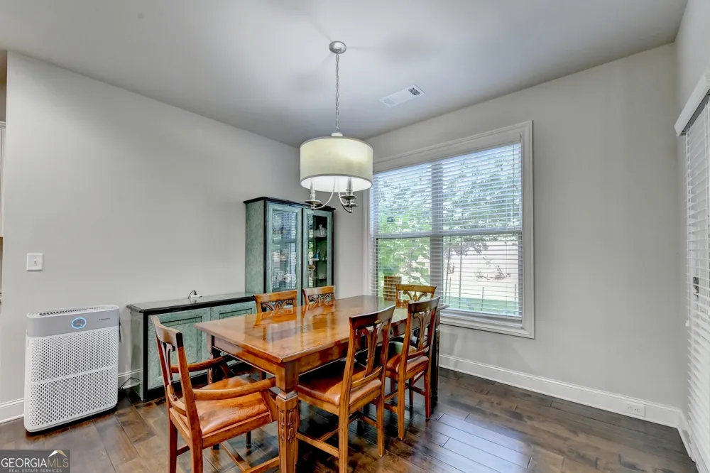4922 Park Vale DR Buford, GA 30518