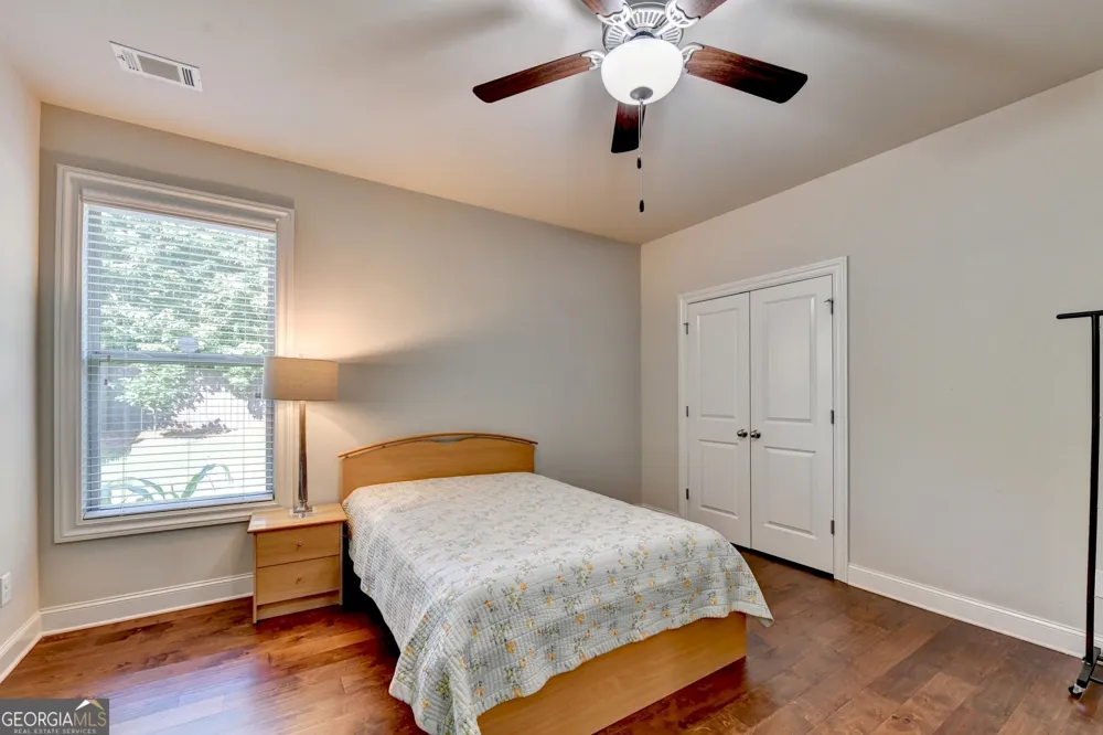 4922 Park Vale DR Buford, GA 30518