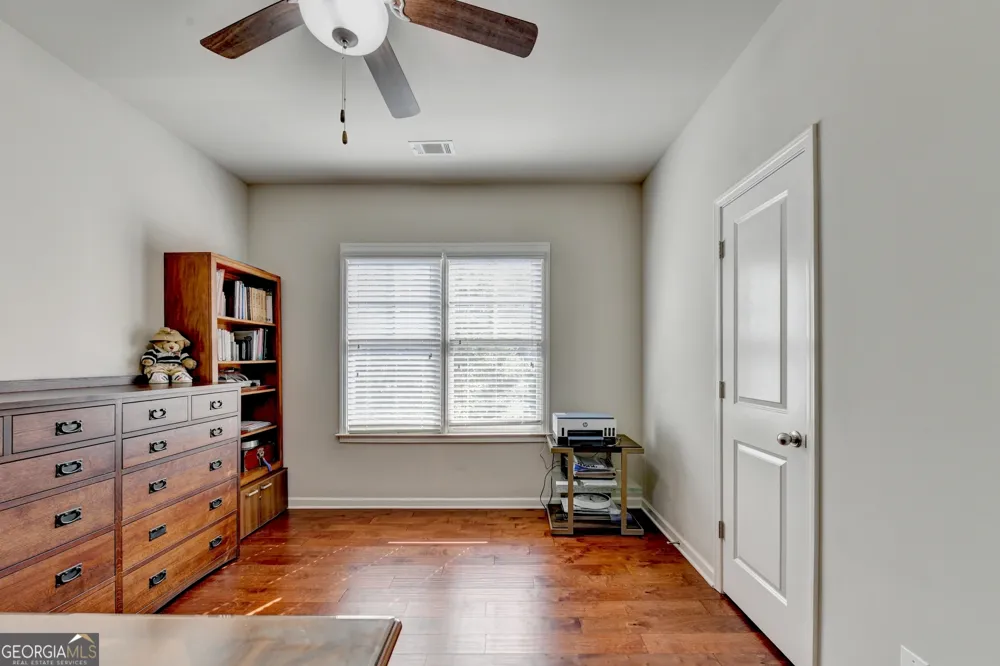 4922 Park Vale DR Buford, GA 30518