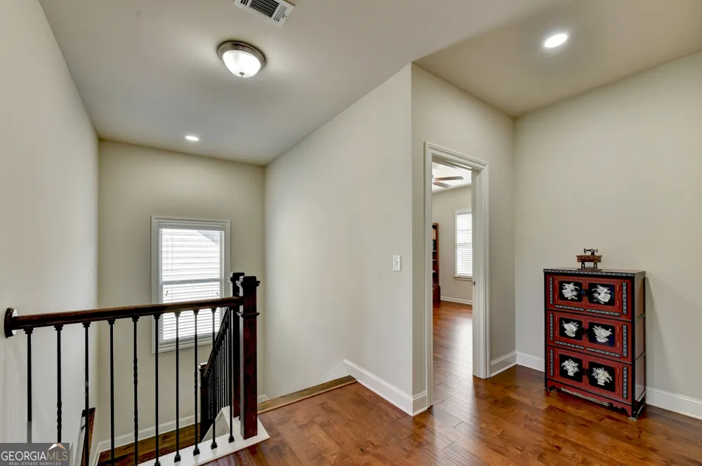 4922 Park Vale DR Buford, GA 30518