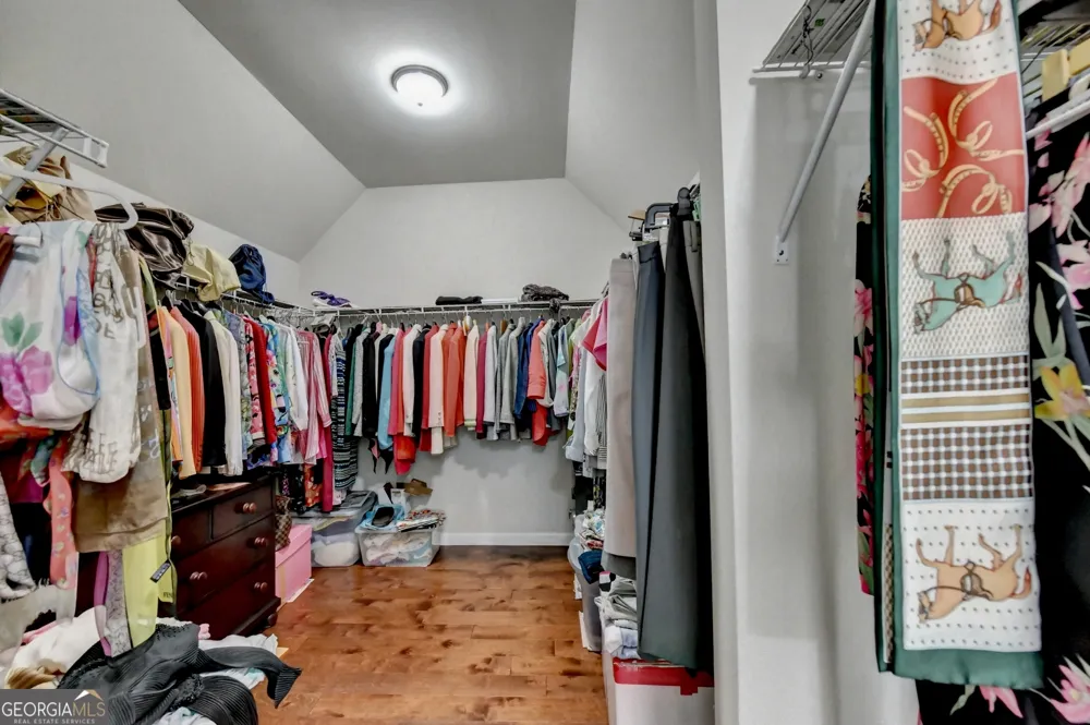 4922 Park Vale DR Buford, GA 30518