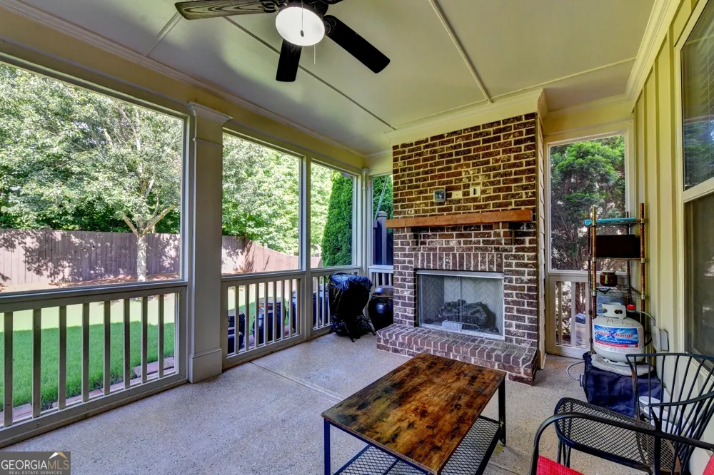 4922 Park Vale DR Buford, GA 30518