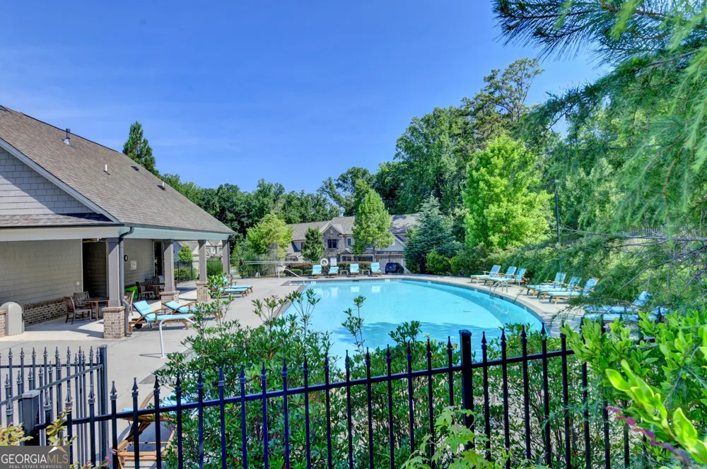 4922 Park Vale DR Buford, GA 30518