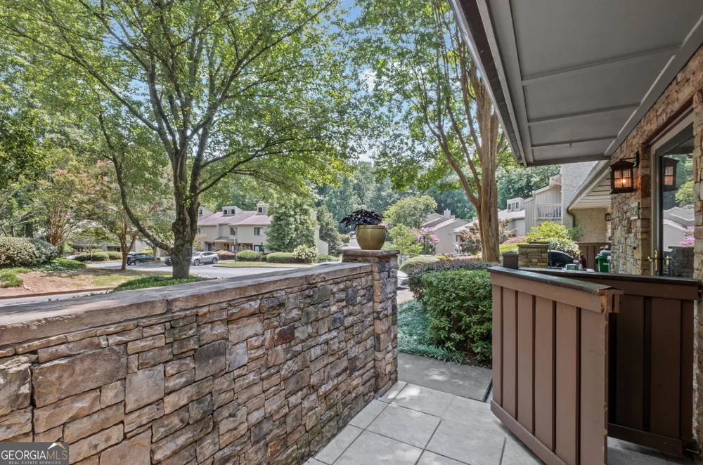 1252 Druid Knoll DR NE Brookhaven, GA 30319