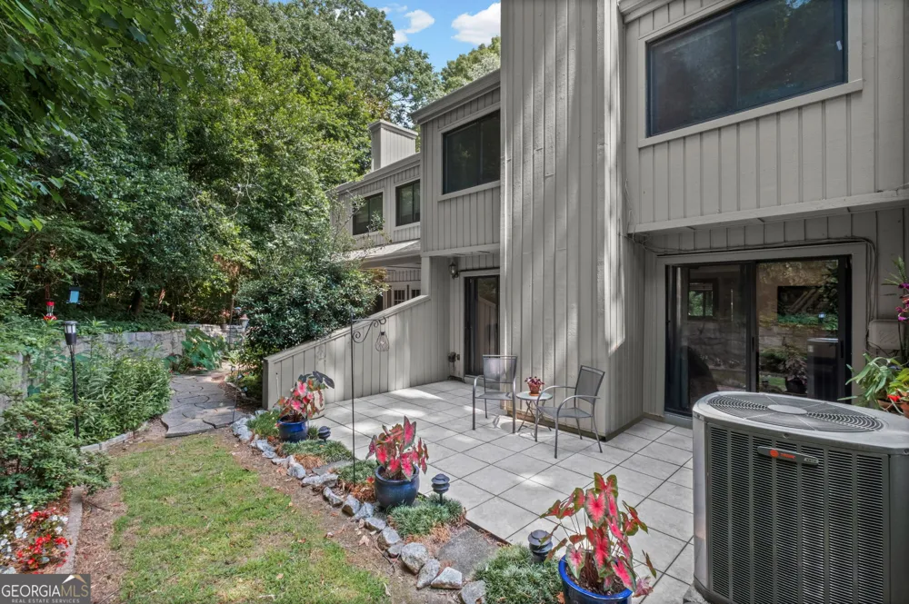 1252 Druid Knoll DR NE Brookhaven, GA 30319
