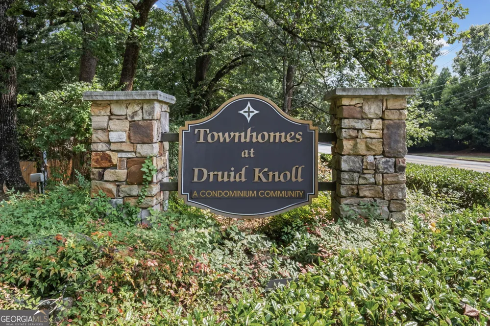 1252 Druid Knoll DR NE Brookhaven, GA 30319