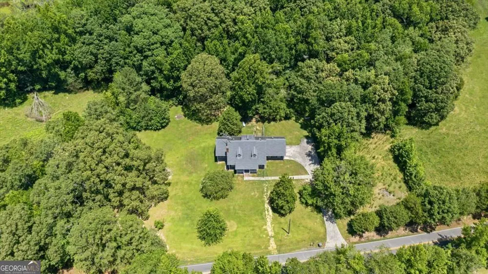 591 Old Taylorsville RD Aragon, GA 30104
