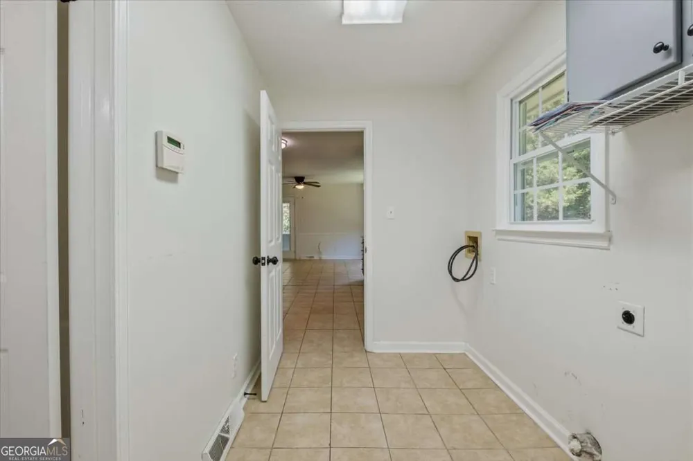 591 Old Taylorsville RD Aragon, GA 30104