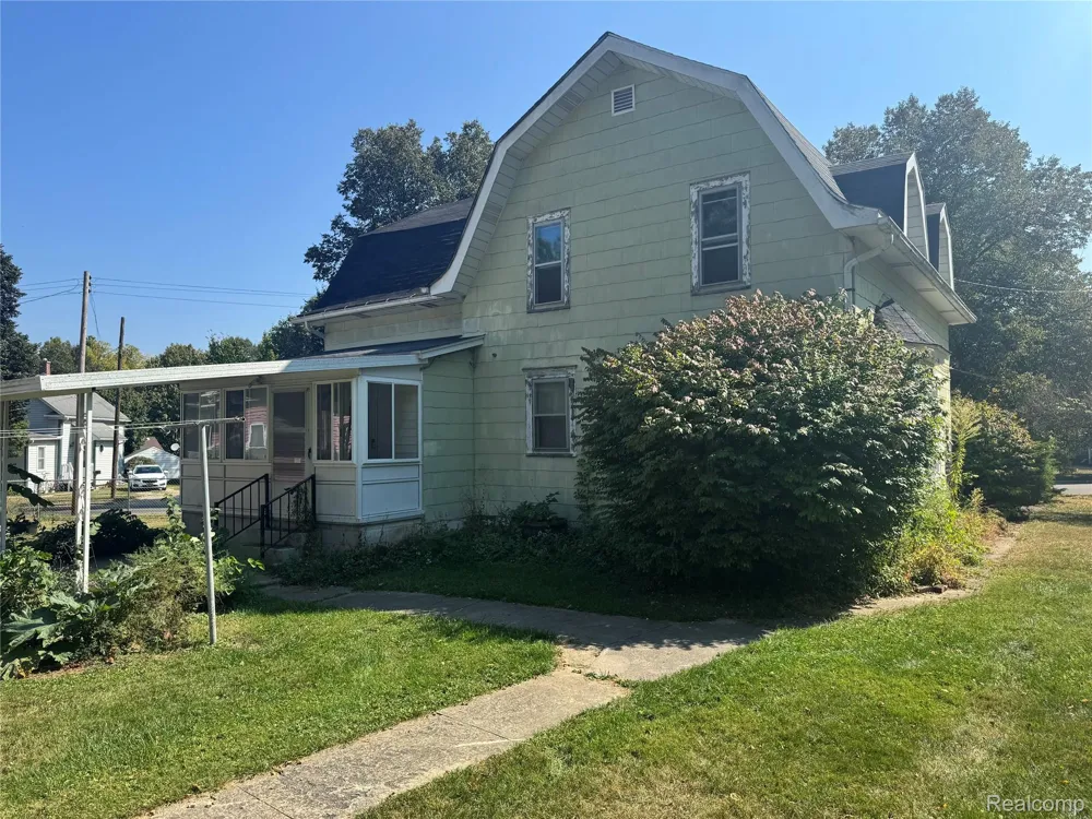 333 Greenly Street Adrian City, MI 49221