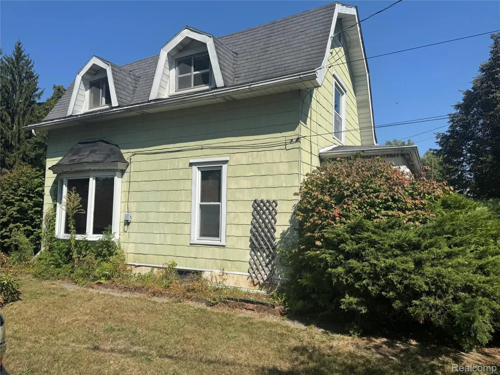333 Greenly Street Adrian City, MI 49221