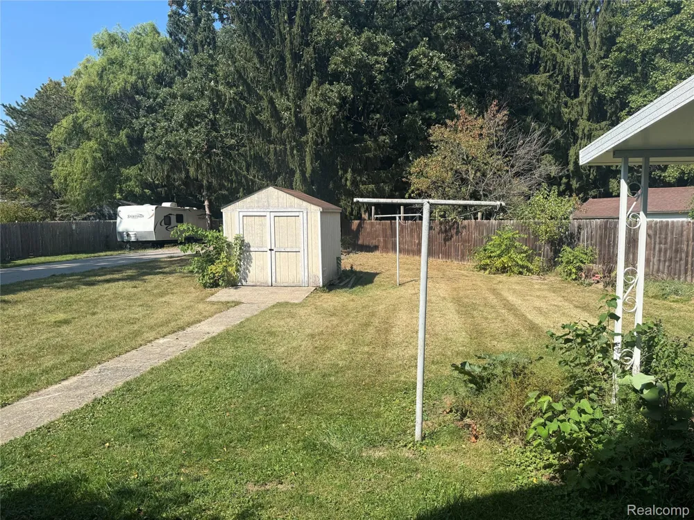 333 Greenly Street Adrian City, MI 49221