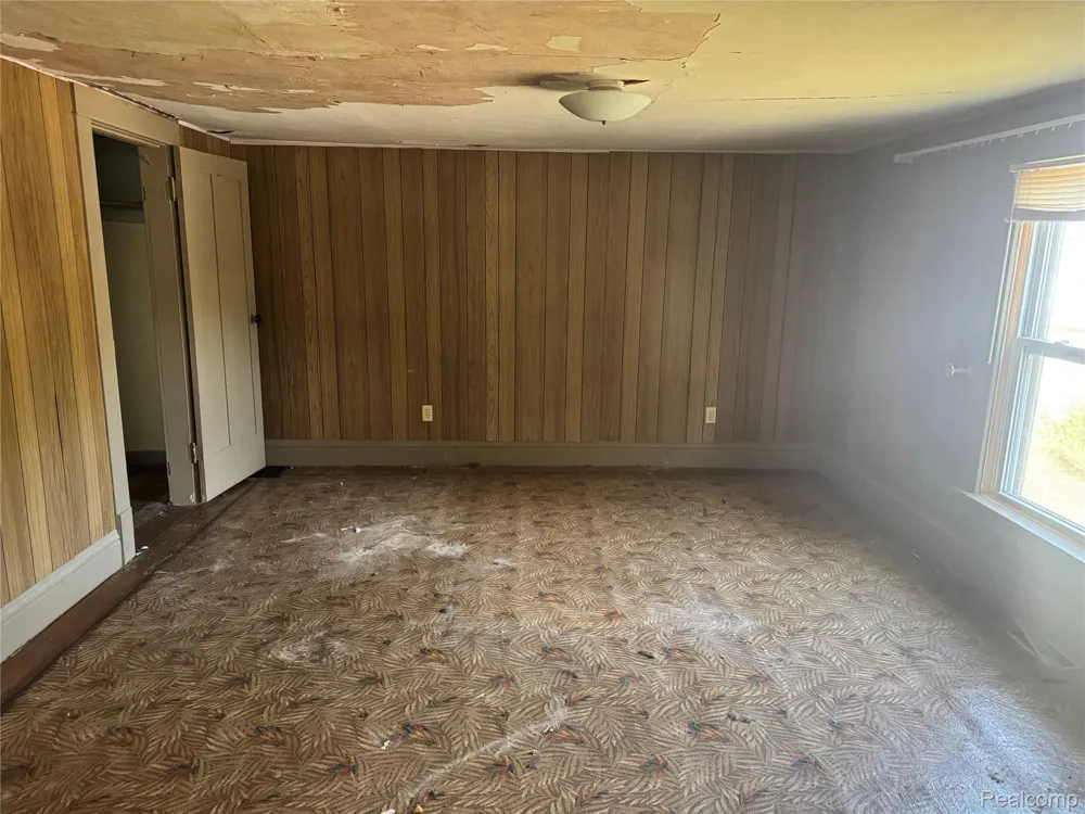 333 Greenly Street Adrian City, MI 49221