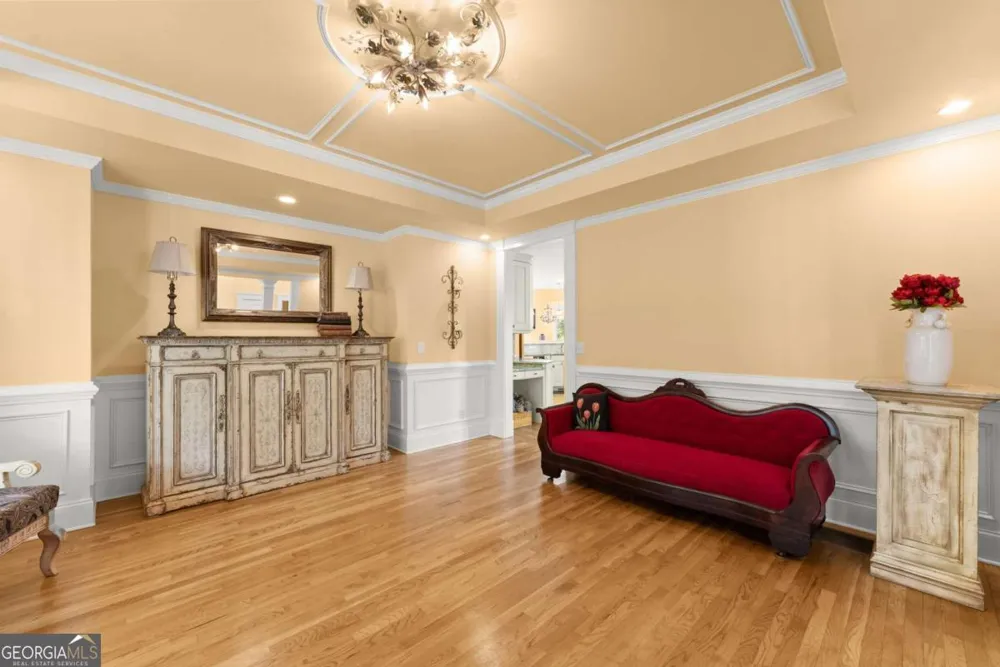 526 Orchard DR Clarkesville, GA 30523
