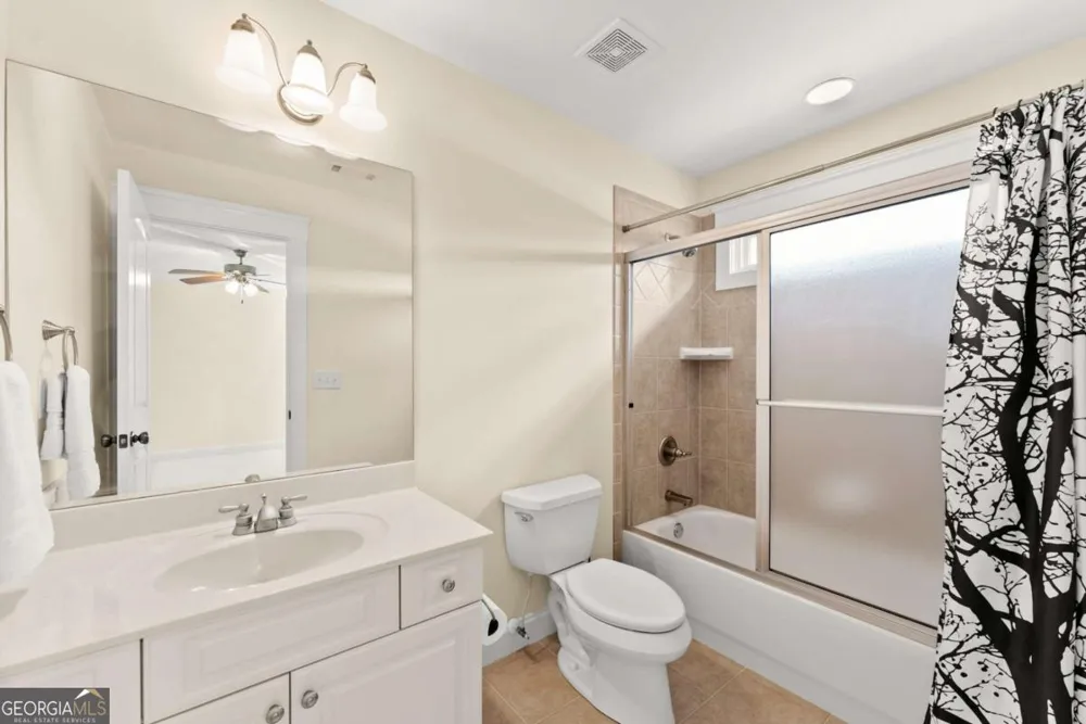526 Orchard DR Clarkesville, GA 30523