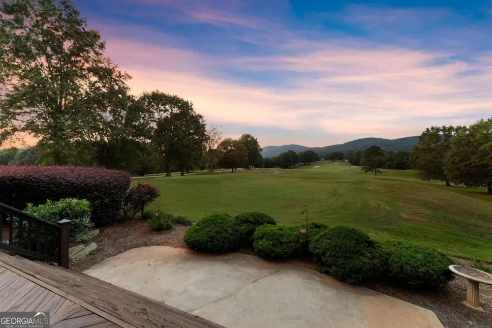 526 Orchard DR Clarkesville, GA 30523